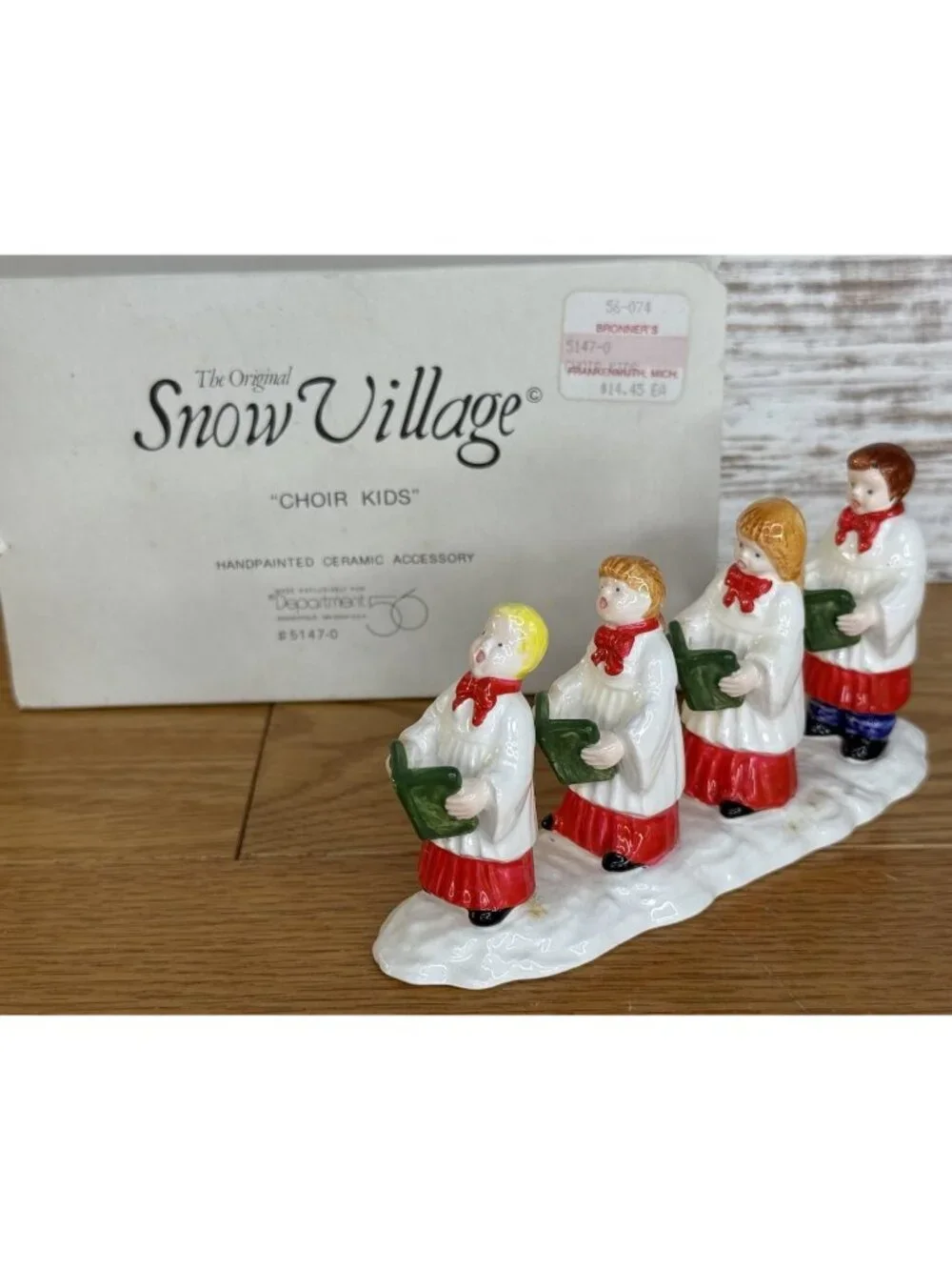 Dept.56 Snow Village Choir Kids 5147-0 Handpainted Ceramic Christmas Accessory
